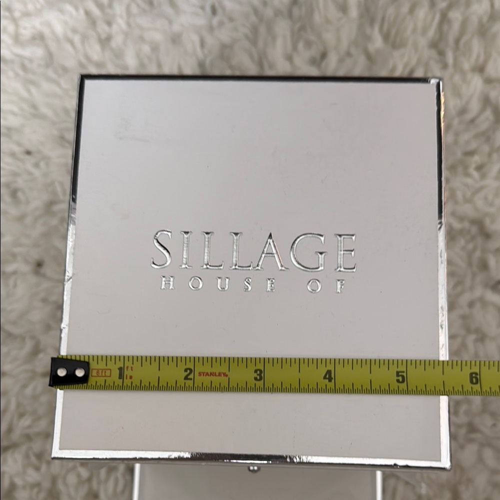 House of Sillage Perfume Box - Picture 4 of 5
